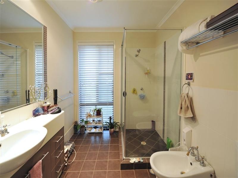 7 Manooka Crescent, Highfields QLD 4352