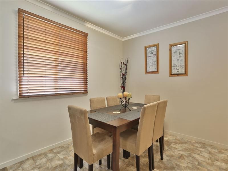 19 Tynedale Avenue, Newtown QLD 4350