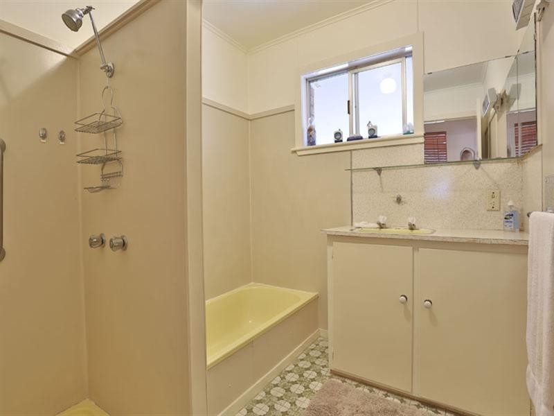 19 Tynedale Avenue, Newtown QLD 4350