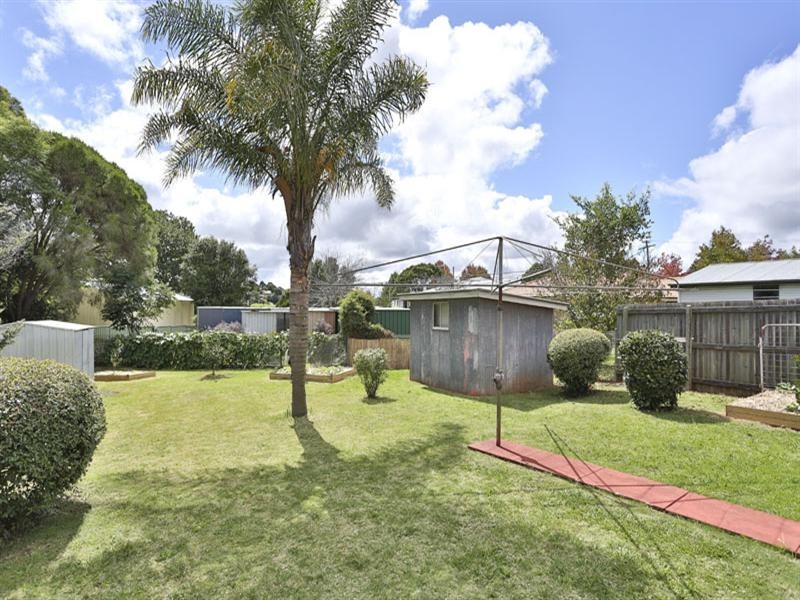 19 Tynedale Avenue, Newtown QLD 4350