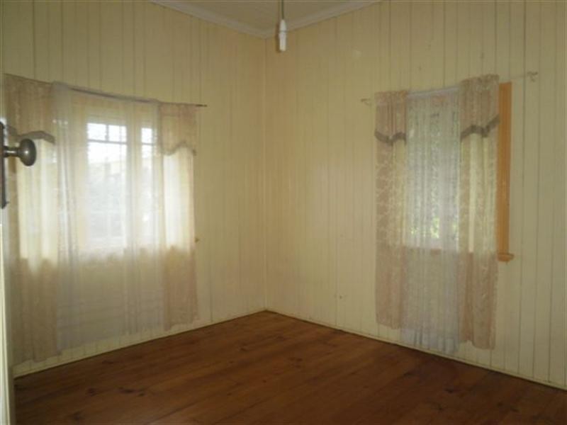 151 North Street, Rockville QLD 4350