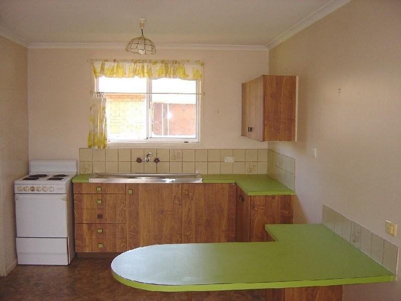 1/6 Noll Street, Kearneys Spring QLD 4350
