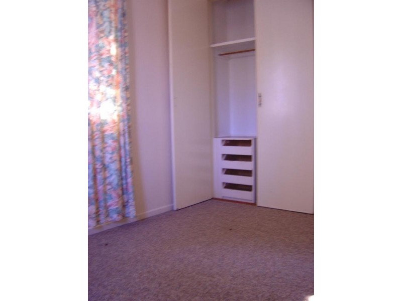 1/6 Noll Street, Kearneys Spring QLD 4350