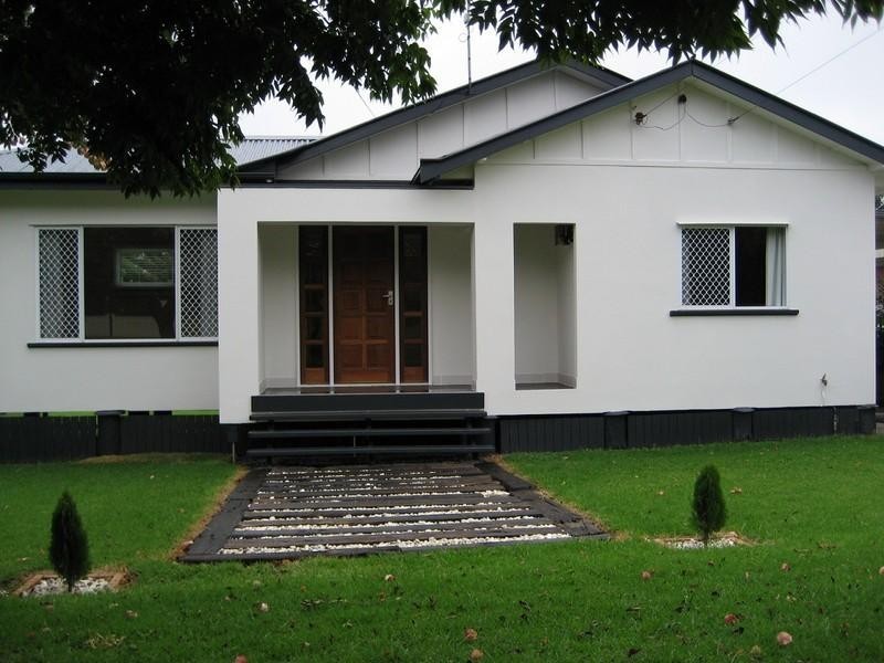 29 McIntyre Street, Centenary Heights QLD 4350