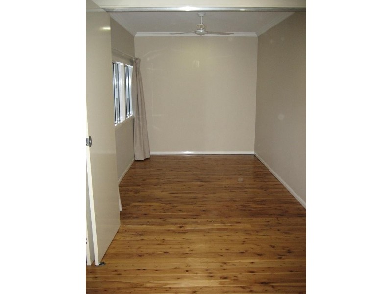 29 McIntyre Street, Centenary Heights QLD 4350