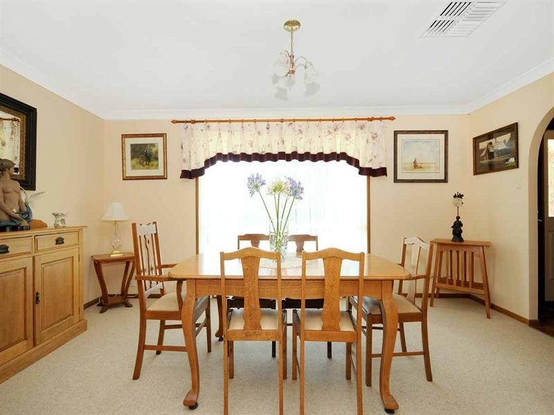 2 Grayson Court, Hodgson Vale QLD 4352