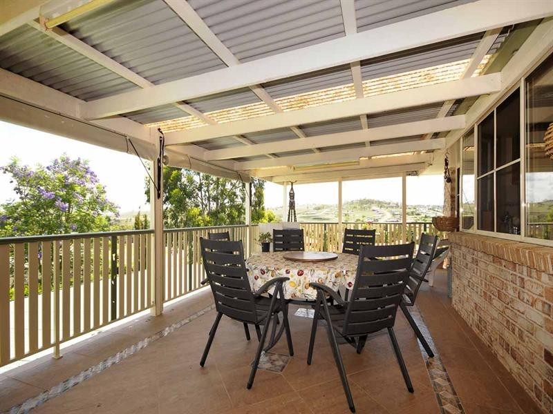 2 Grayson Court, Hodgson Vale QLD 4352