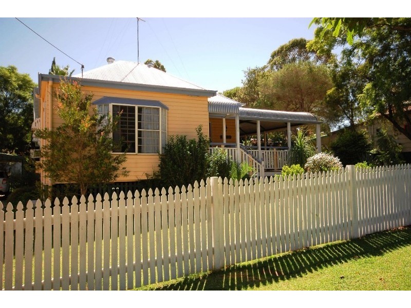 9 Delacy Street, North Toowoomba QLD 4350