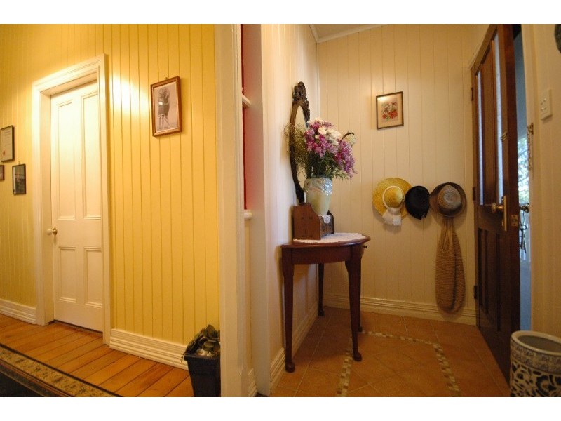 9 Delacy Street, North Toowoomba QLD 4350