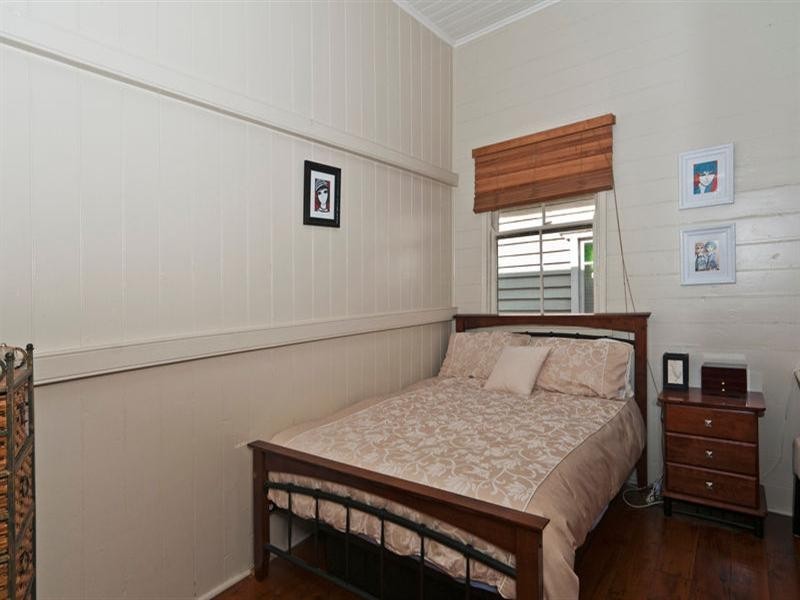 3 Trevethan Street, Mount Lofty QLD 4350