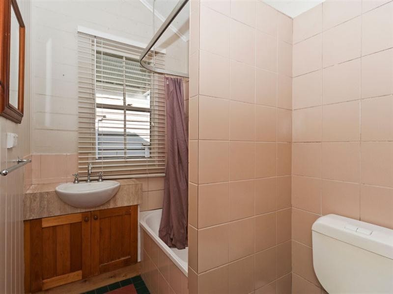 3 Trevethan Street, Mount Lofty QLD 4350
