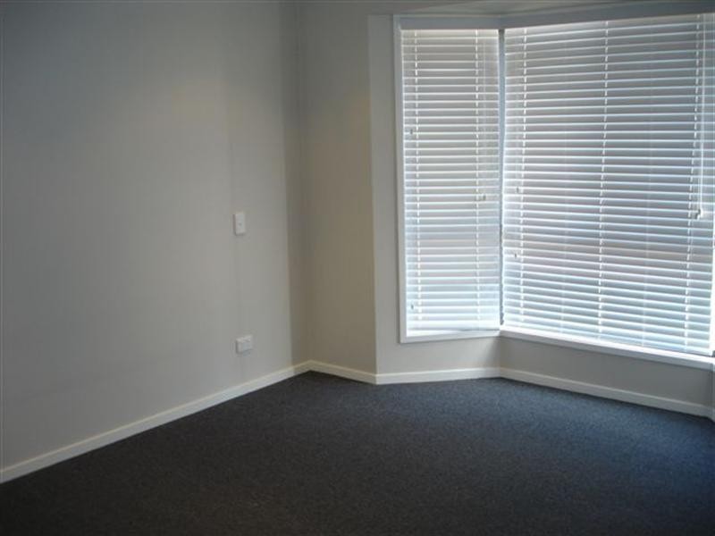 2/28 Cuttaburra, Glenvale QLD 4350