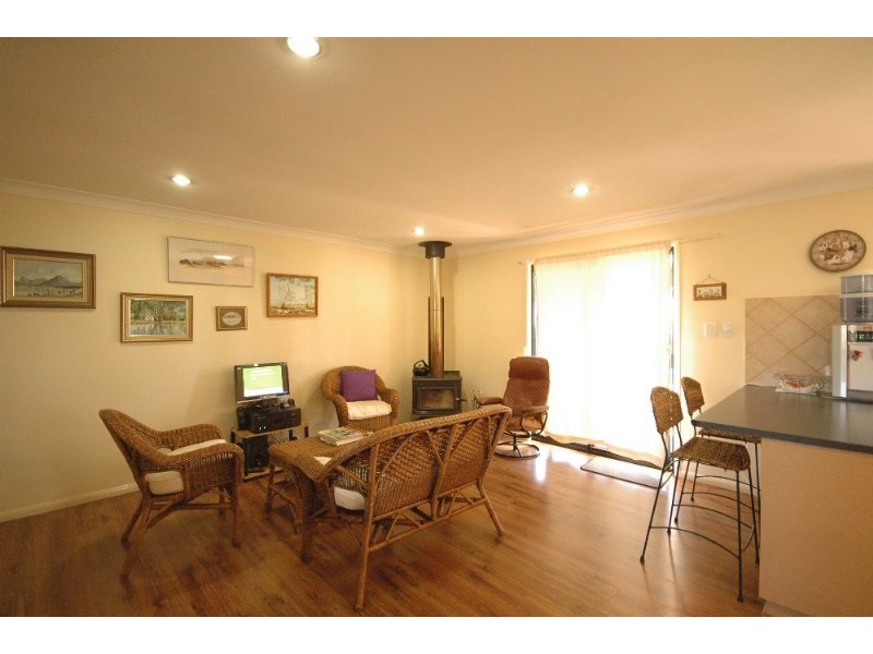 16 Kennedy Street, Cabarlah QLD 4352