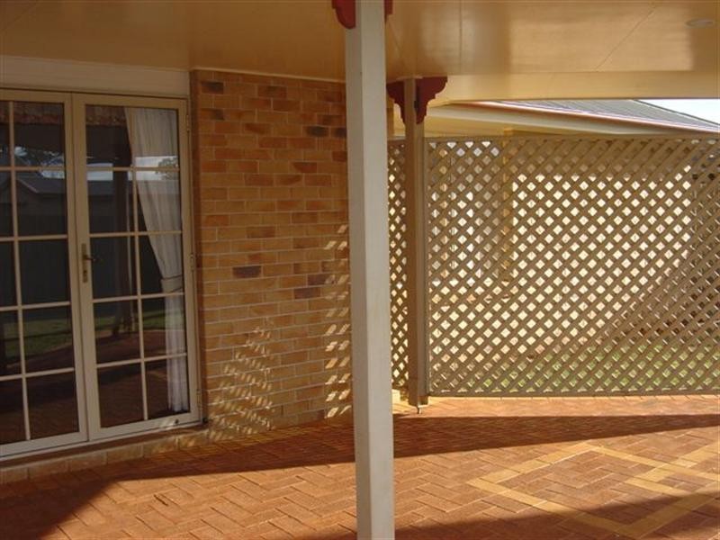 6 Audrey Court, Middle Ridge QLD 4350