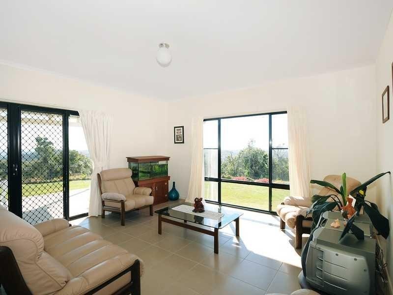 61 Hilltop Drive, Gowrie Junction QLD 4352