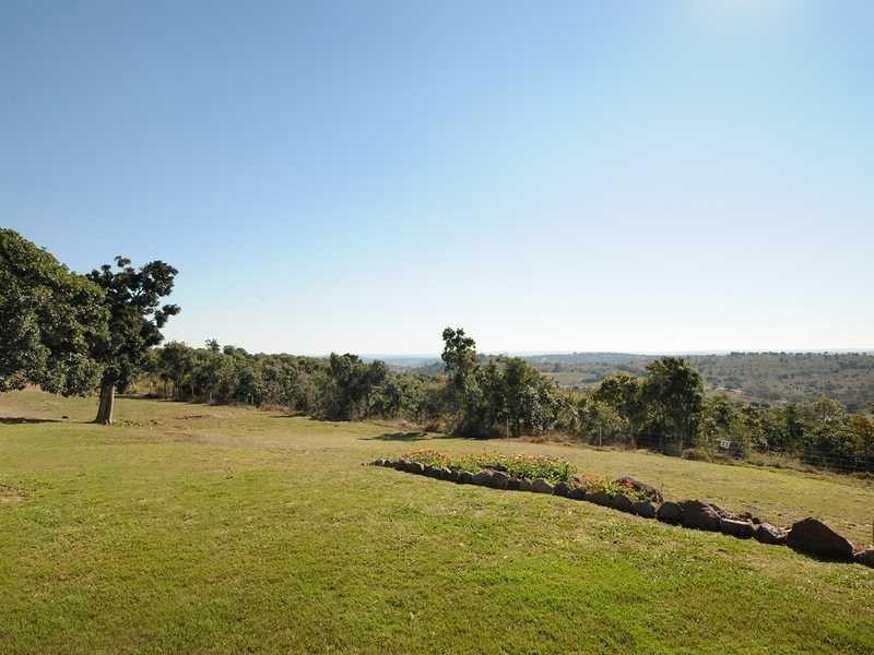 61 Hilltop Drive, Gowrie Junction QLD 4352