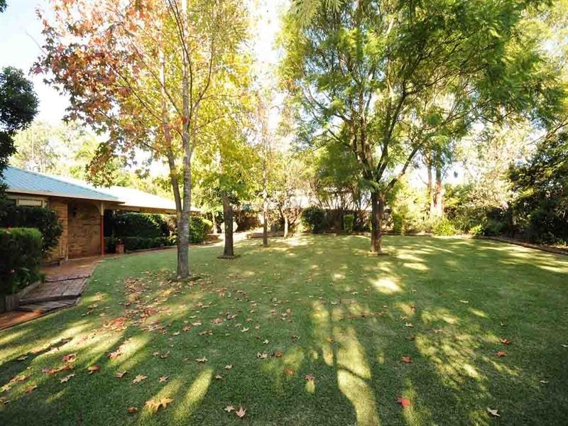 4 Highfields Road, Highfields QLD 4352
