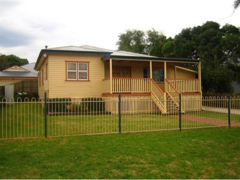 5 Hodgen Street, South Toowoomba QLD 4350