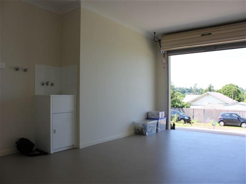 10 Flynn Street, Harlaxton QLD 4350