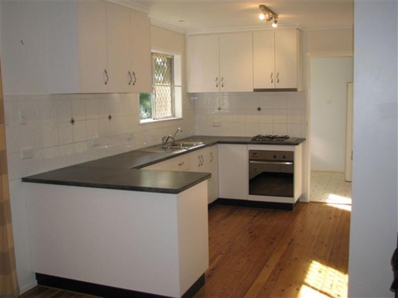 53 Sardon Street, Centenary Heights QLD 4350