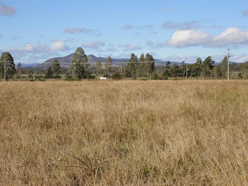 608 Lawlers Road, Grantham QLD 4347