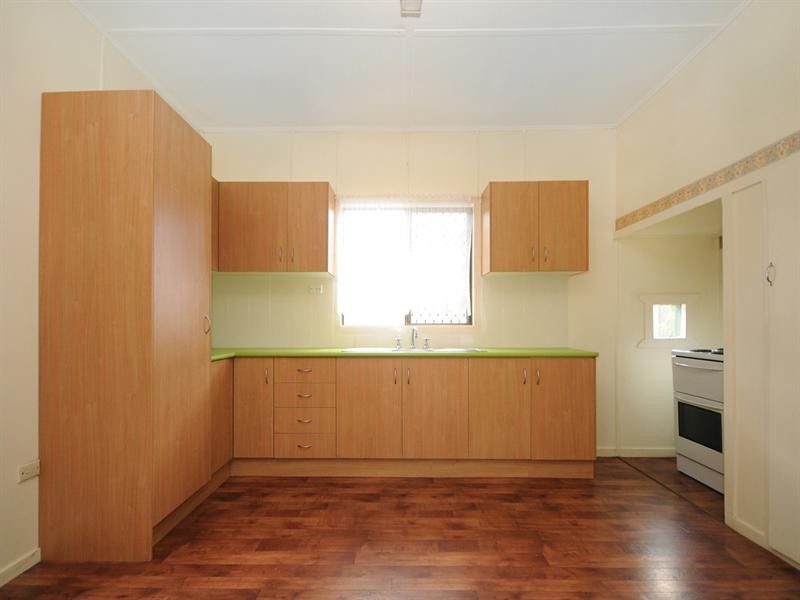 28 McIntyre Street, Centenary Heights QLD 4350