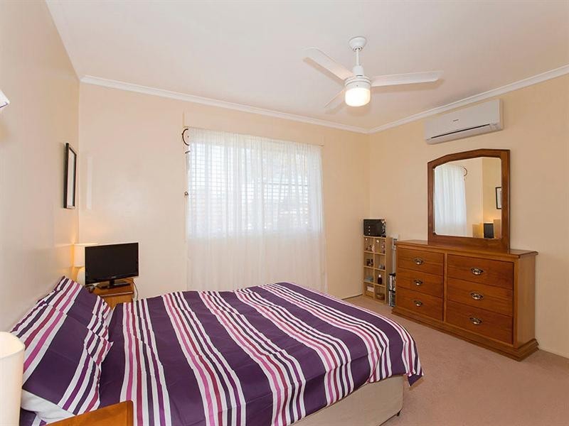 12 Milton Street, Kearneys Spring QLD 4350