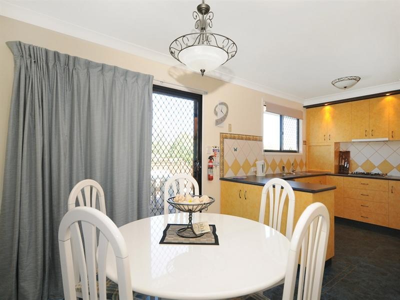 26 Hibiscus Drive, Centenary Heights QLD 4350