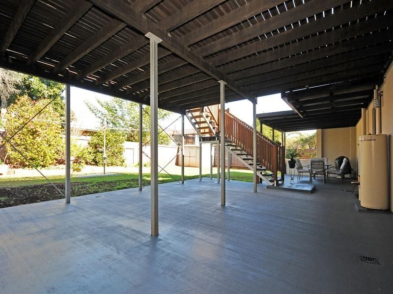 26 Hibiscus Drive, Centenary Heights QLD 4350