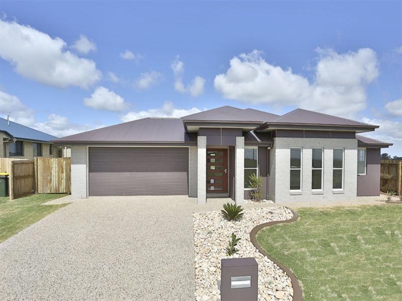 9 Goshawk Drive, Highfields QLD 4352