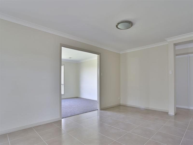 9 Goshawk Drive, Highfields QLD 4352