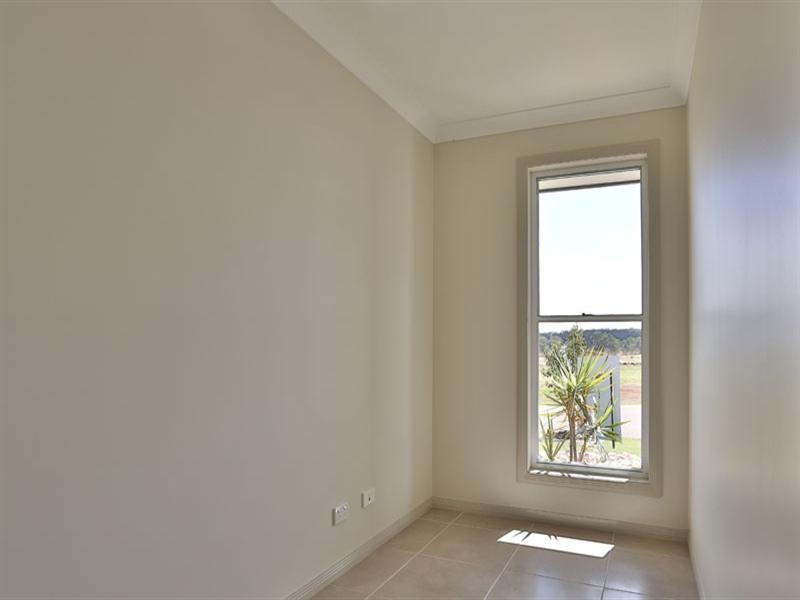 9 Goshawk Drive, Highfields QLD 4352