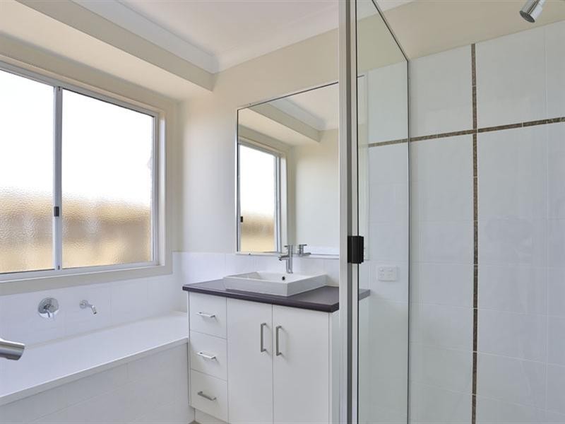 9 Goshawk Drive, Highfields QLD 4352