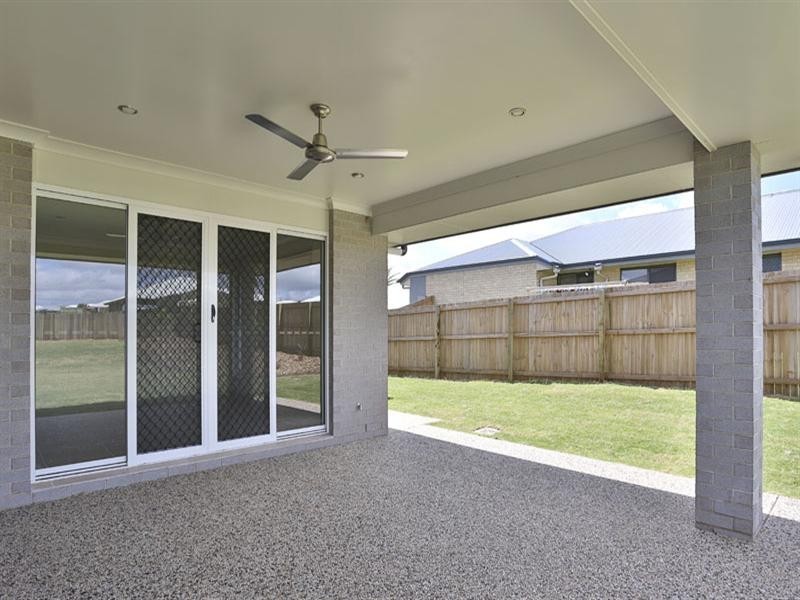 9 Goshawk Drive, Highfields QLD 4352