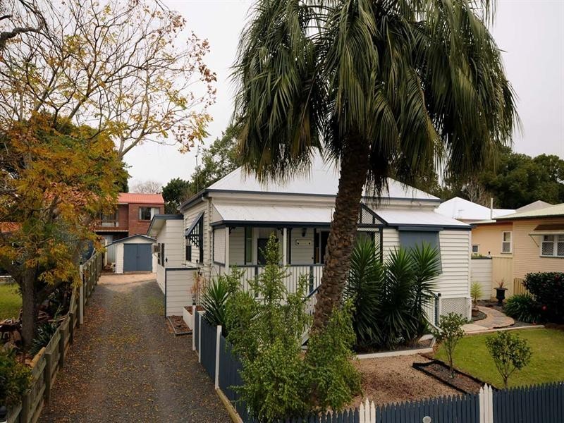 15 Gowrie Street, Toowoomba City QLD 4350