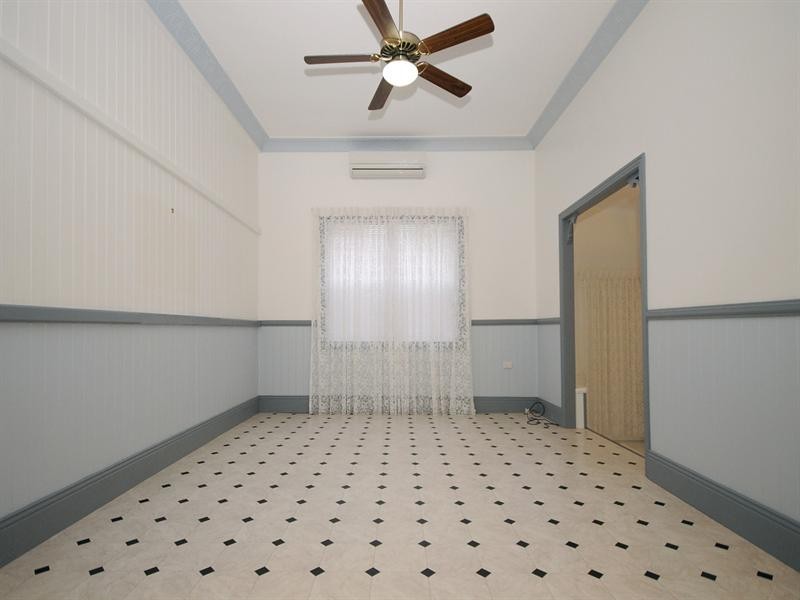 15 Gowrie Street, Toowoomba City QLD 4350