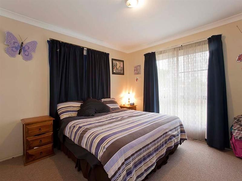 15 Aster Street, Centenary Heights QLD 4350