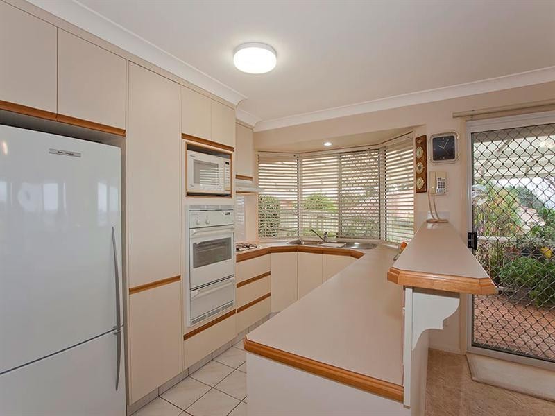 Unit 3/3 Danica Court, Kearneys Spring QLD 4350