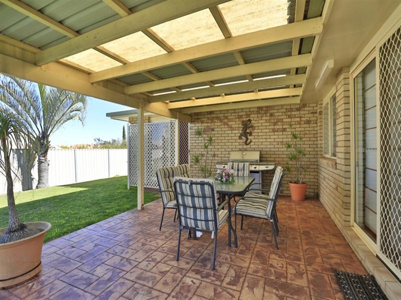 30 Catalina Drive, Wilsonton QLD 4350