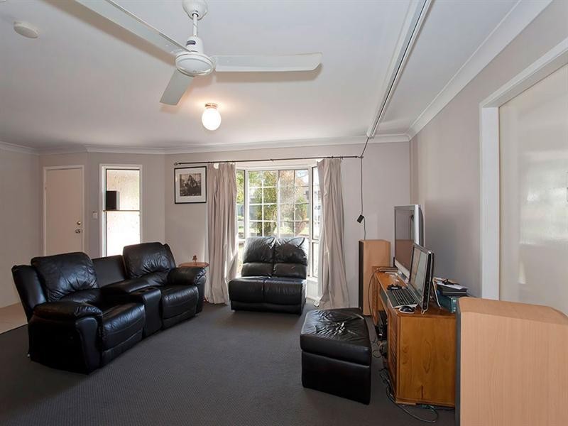 2A Bond Street, Darling Heights QLD 4350