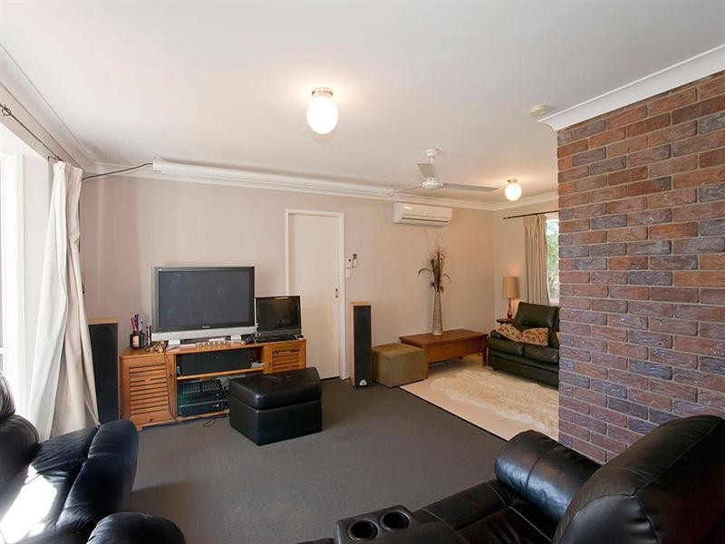 2A Bond Street, Darling Heights QLD 4350