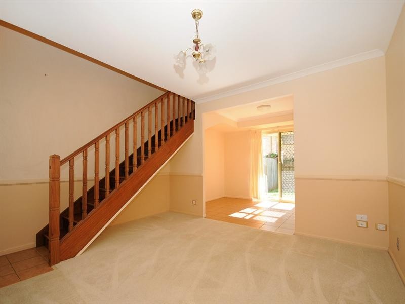 Unit 4/27 Gladstone Street, Newtown QLD 4350