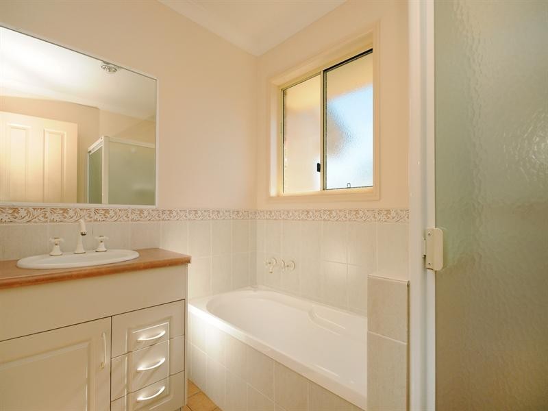 Unit 4/27 Gladstone Street, Newtown QLD 4350