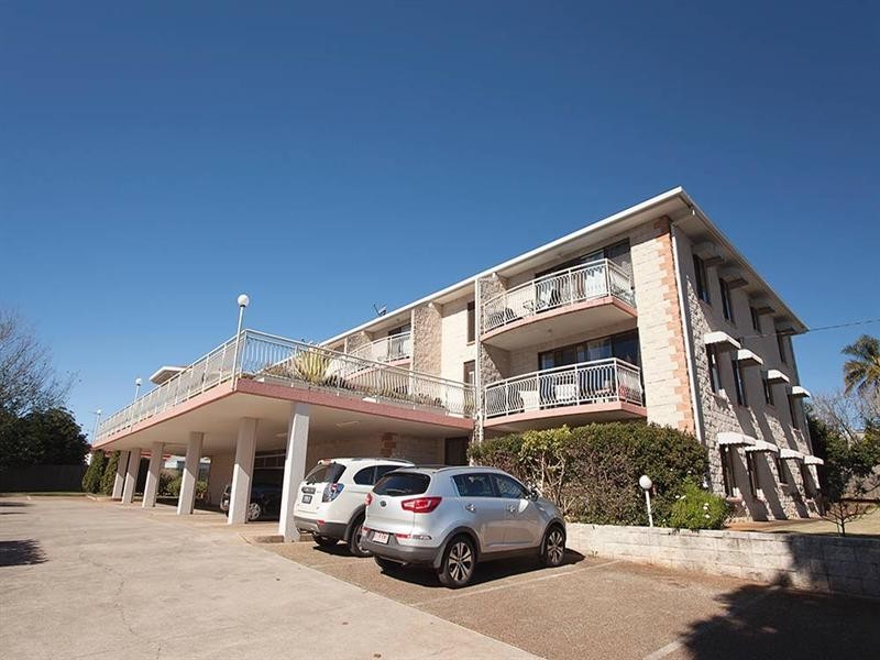 Unit 9/208 Hume Street, South Toowoomba QLD 4350