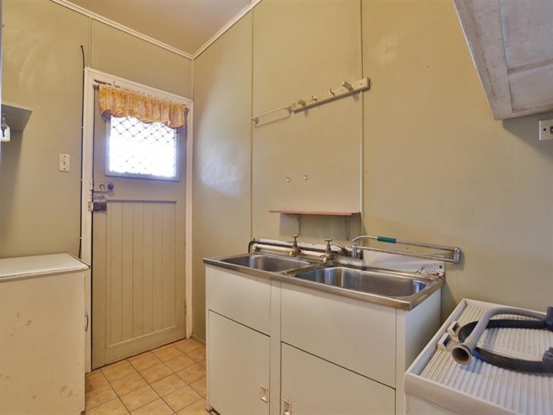 147A North Street, Rockville QLD 4350