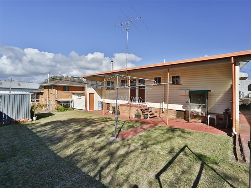 147A North Street, Rockville QLD 4350
