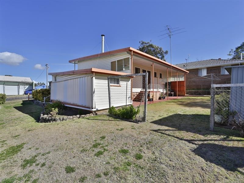 147A North Street, Rockville QLD 4350