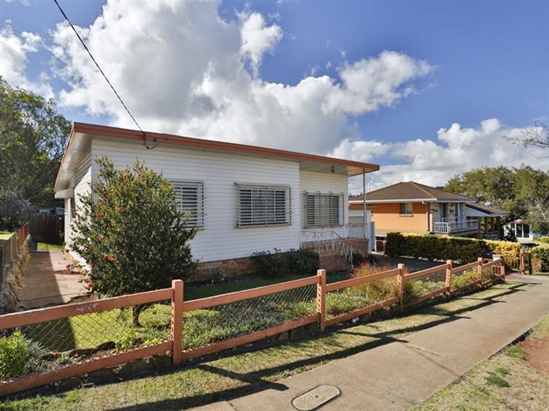 147A North Street, Rockville QLD 4350