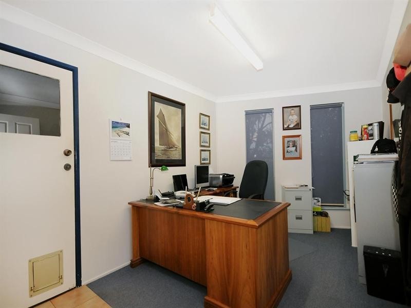 6 Blue Meadow Court, Blue Mountain Heights QLD 4350