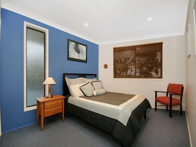 6 Blue Meadow Court, Blue Mountain Heights QLD 4350